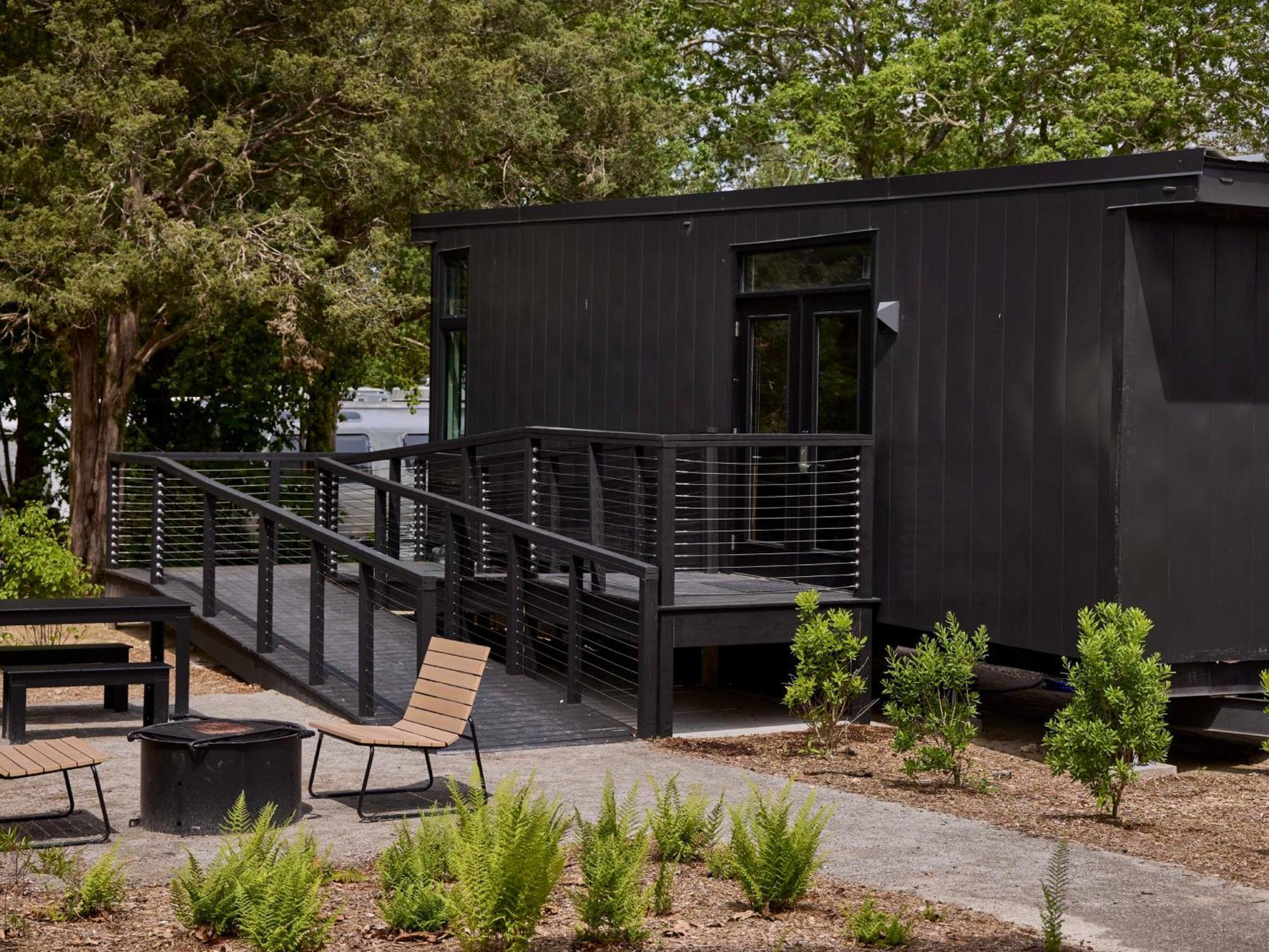 Autocamp Cape Cod Hotel ฟัลเมาท์ ภายนอก รูปภาพ